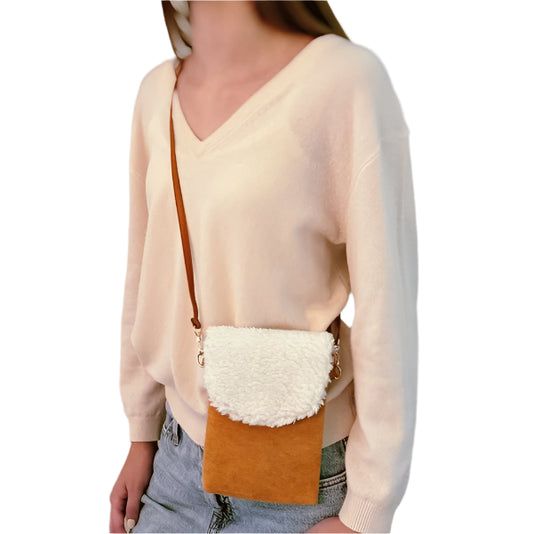 Handy Dandy Phone Crossbody